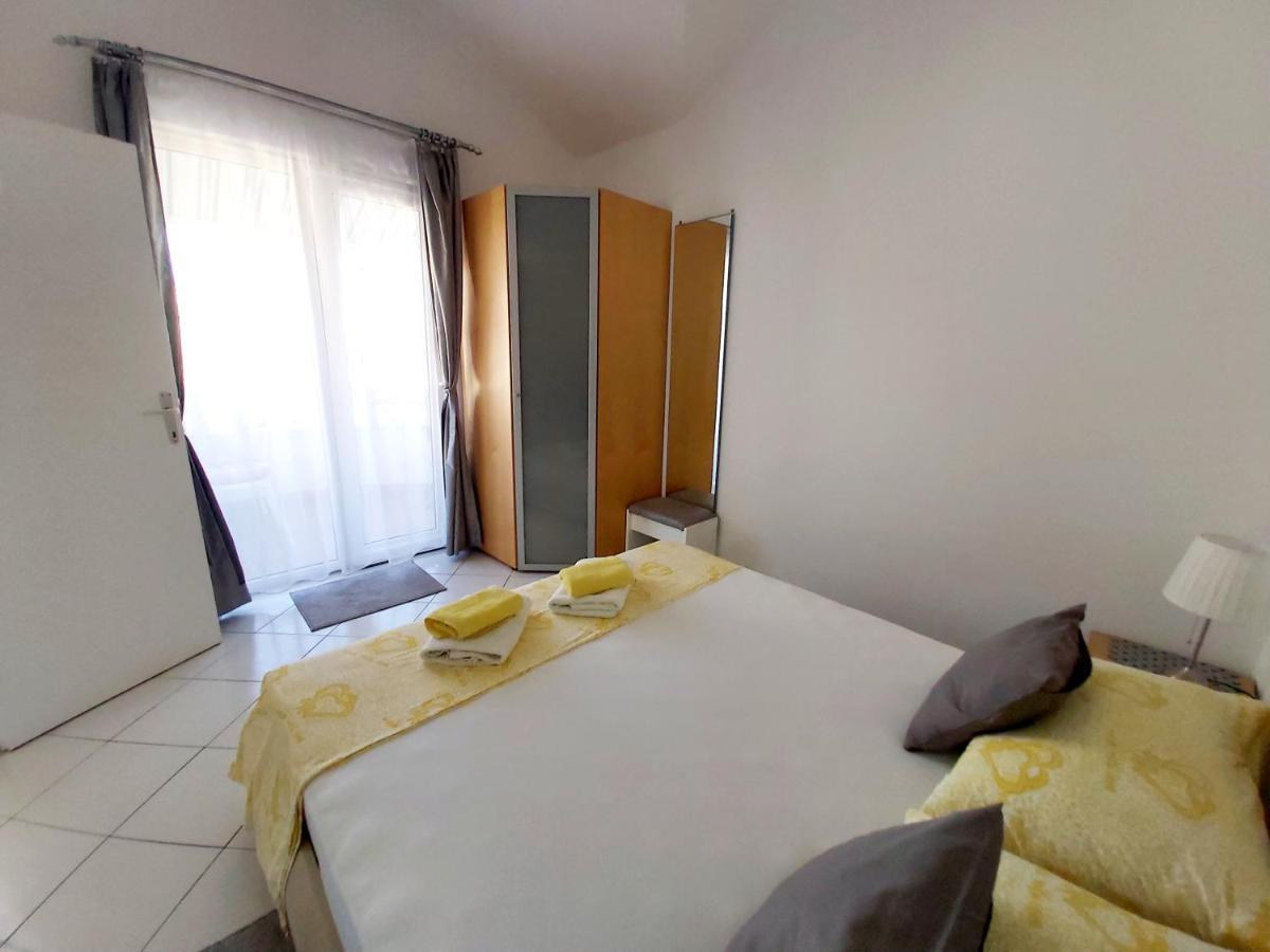 Villa Kale Apartments Slatine Exterior photo