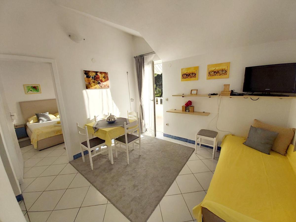 Villa Kale Apartments Slatine Exterior photo