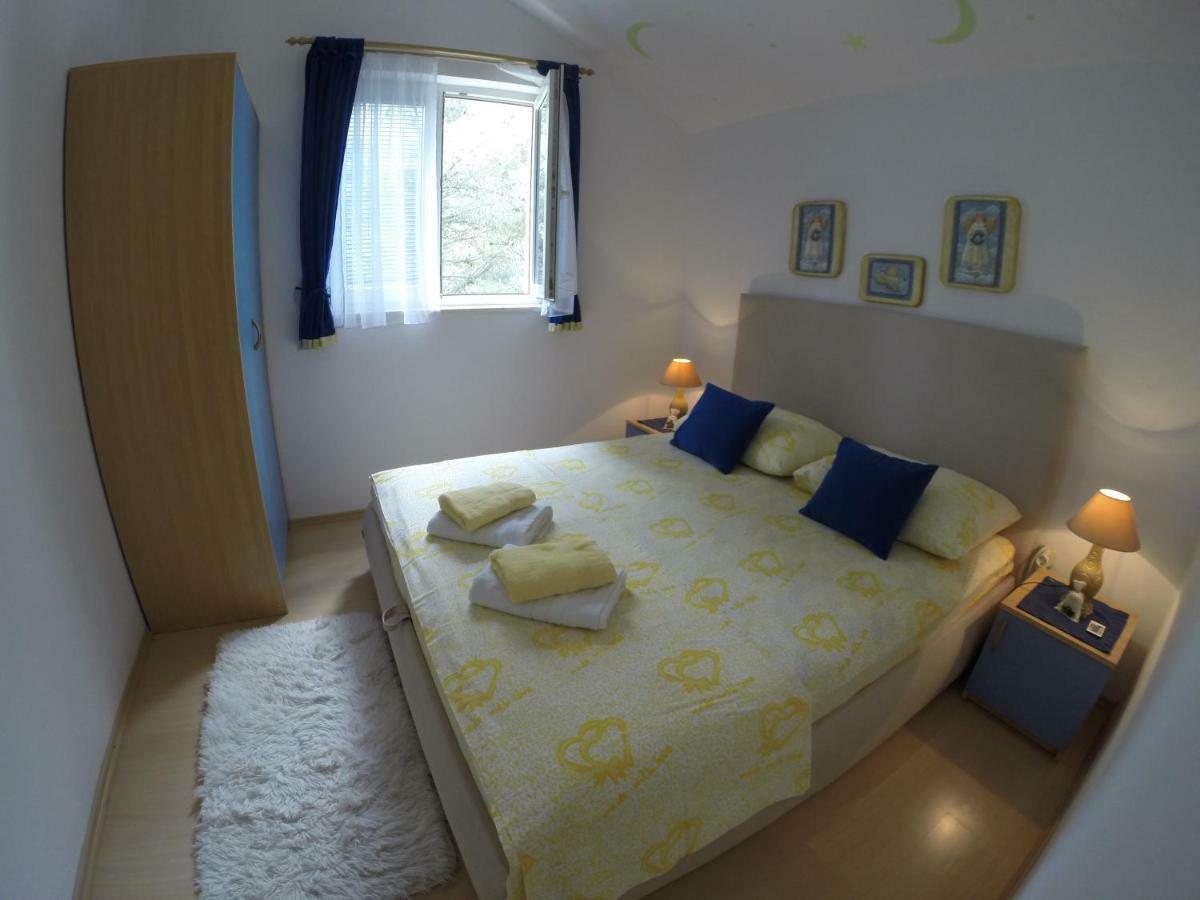 Villa Kale Apartments Slatine Exterior photo